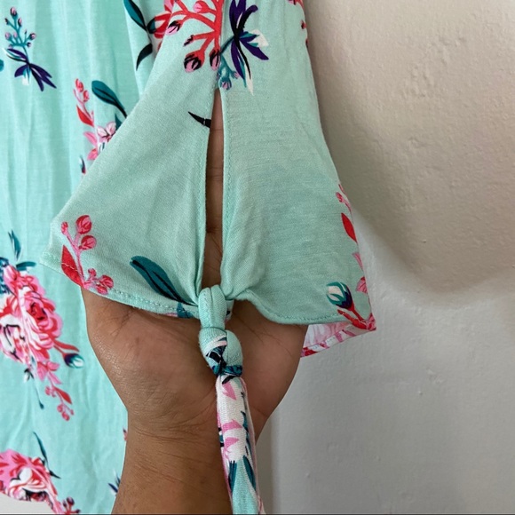 Tickled Teal S Floral Off Shoulder Top - Picture 3 of 5